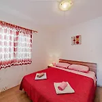 Apartament Zaklopatica 12452b *