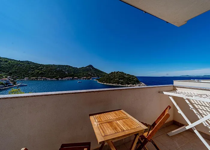 아파트 Zaklopatica 12452b Lastovo