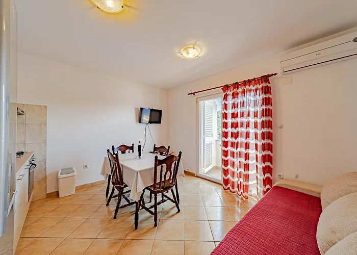 Zaklopatica 12452b *