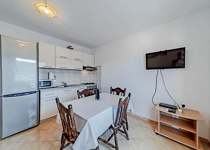 Zaklopatica 12452b * Lastovo