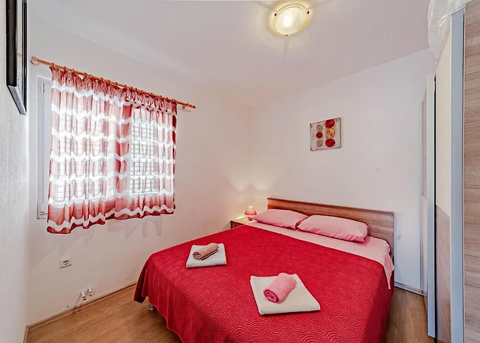 아파트 Zaklopatica 12452b *